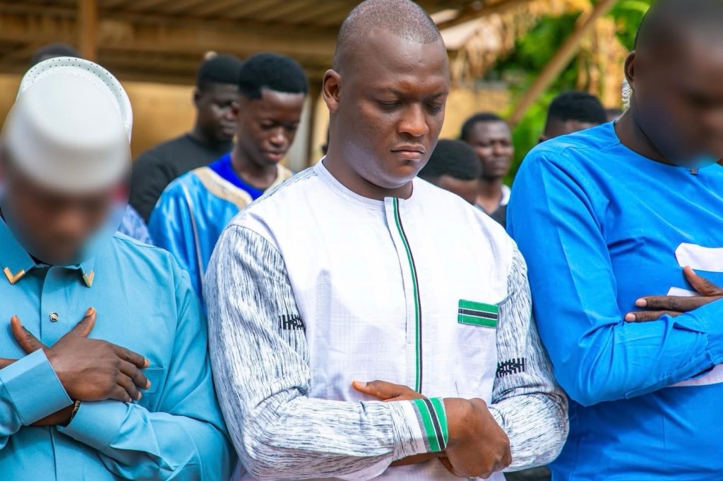 Le Capitaine Ibrahim Traoré a prié avec ses&nbsp;hommes