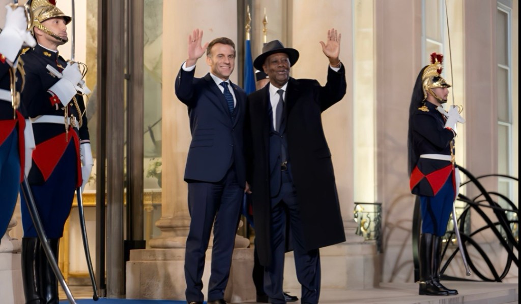 Emmanuel Macron a reçu Alassane Ouattara à l’Elysée