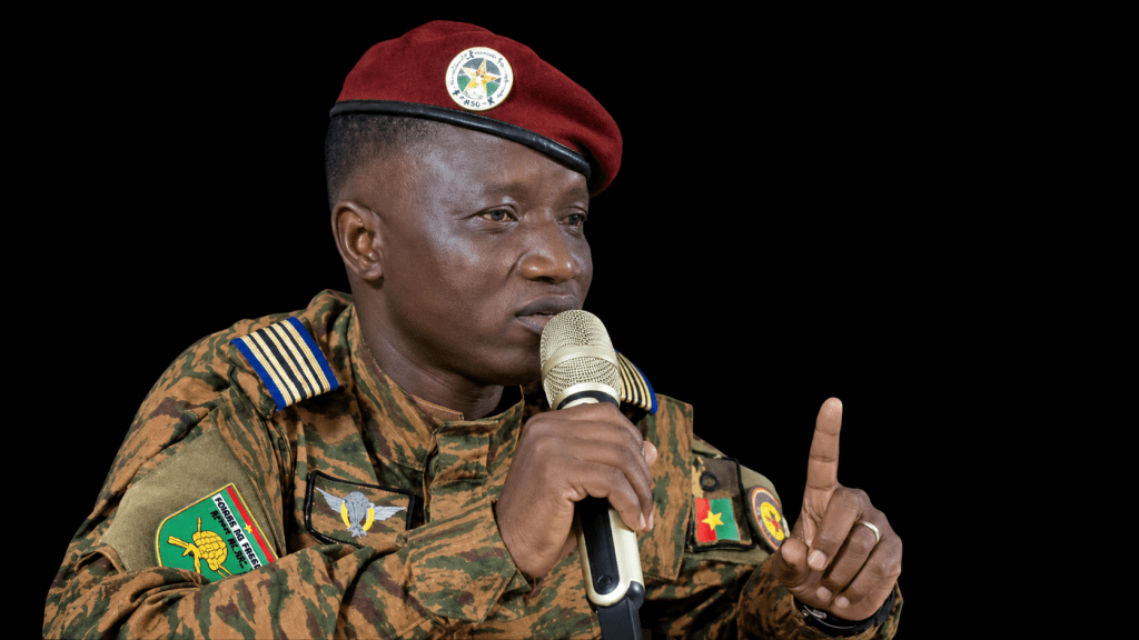« Il n’y a pas celui qui est au-dessus du Burkina », Lieutenant-colonel Lassané&nbsp;Porgo
